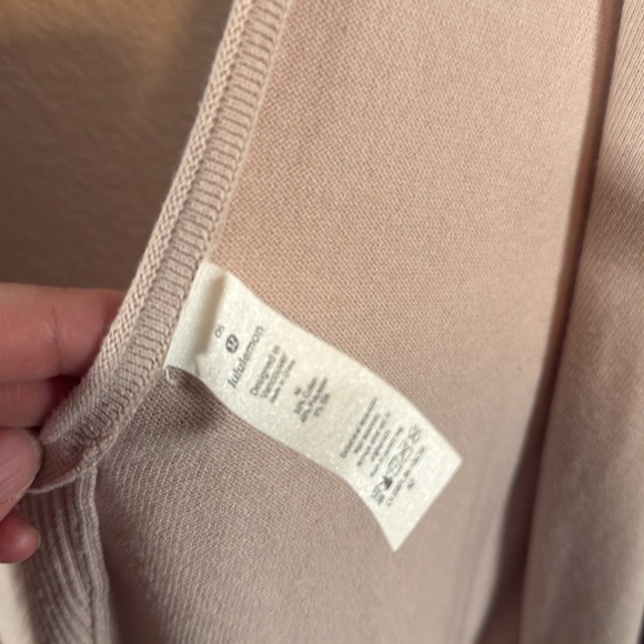 Lululemon Pink Bliss Free to Coast Wrap One Size - Picture 4 of 5